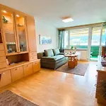 Peter Seeblick Haus Haensel Gretel Am Ossiacher See, Hallenbad, Skiarena Gerlitzen * Steindorf am Ossiacher See