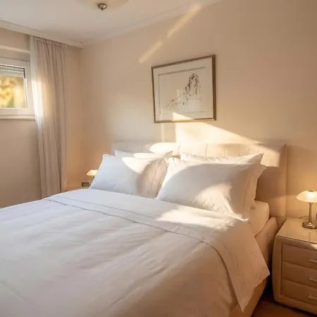 Peter Seeblick Haus Haensel Gretel Am Ossiacher See, Hallenbad, Skiarena Gerlitzen Apartment *