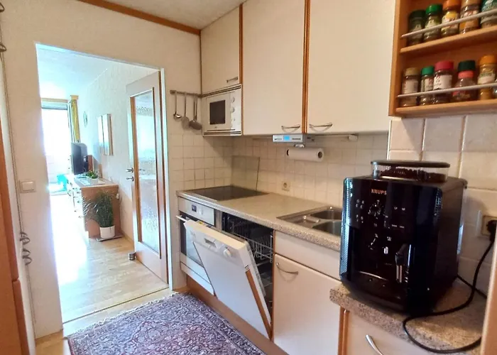 Peter Seeblick Haus Haensel Gretel Am Ossiacher See, Hallenbad, Skiarena Gerlitzen